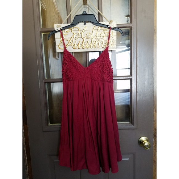 Burgundy Red Dress - Picture 1 of 8